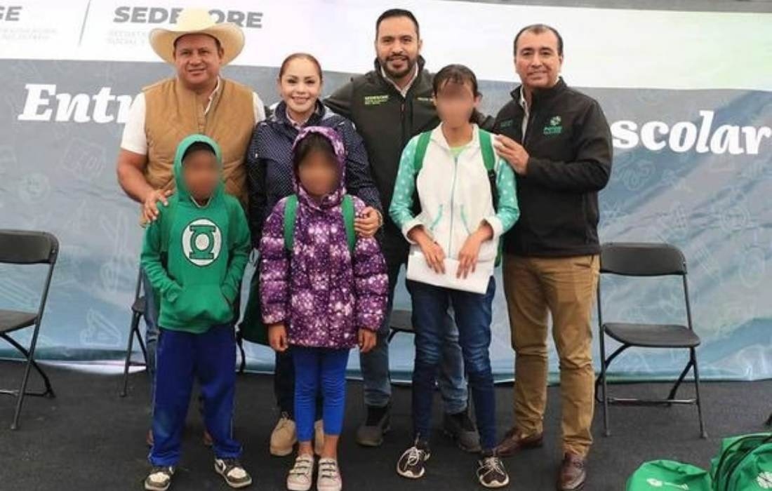 Familias de Villa de Reyes reciben apoyos de Ricardo Gallardo para su educación