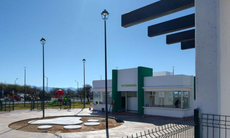 Gobierno del Cambio inaugura Parque de Las Camelias