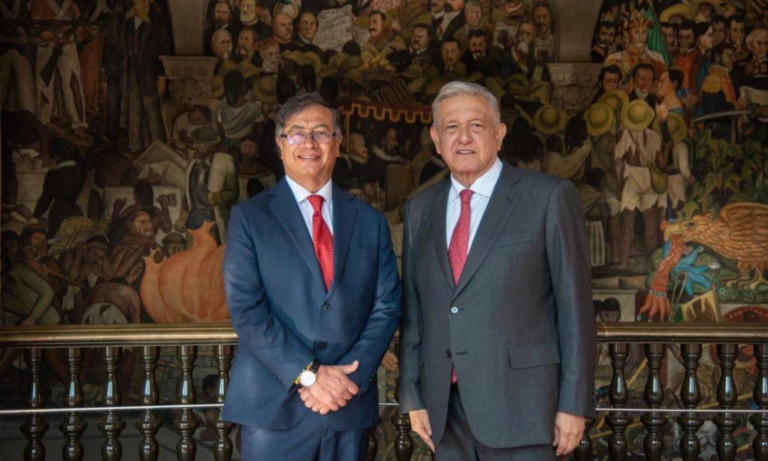 Presidente López Obrador se reunirá con Gustavo Petro en Colombia para abordar temas clave