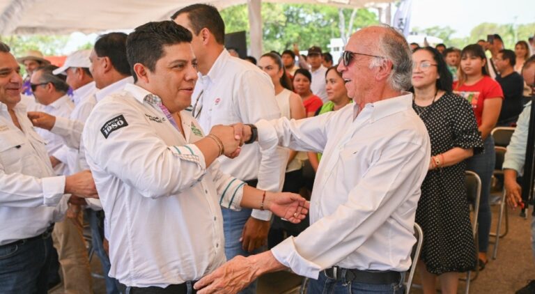 Ricardo Gallardo impulsa reactivación de la industria de la construcción en San Luis Potosí