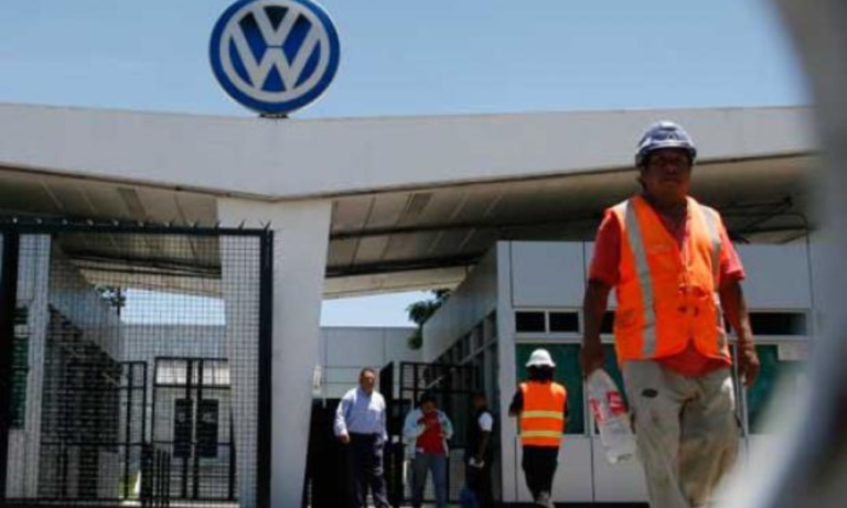 Acuerdo salarial en planta Volkswagen de Puebla