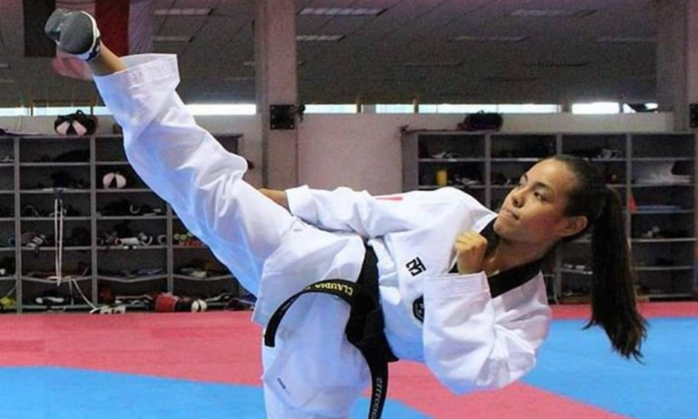 Claudia Romero brilla en el Grand Prix de Parataekwondo de París con medalla de oro