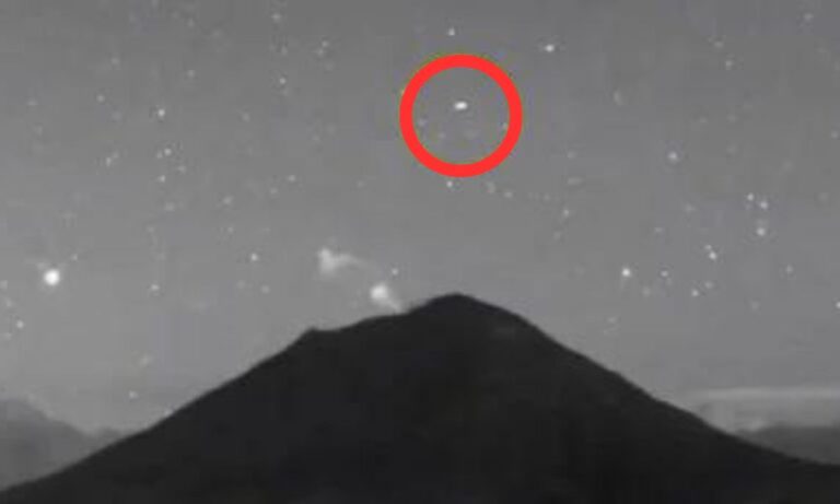 Misterioso objeto sobre el Volcán Popocatépetl intriga a internautas