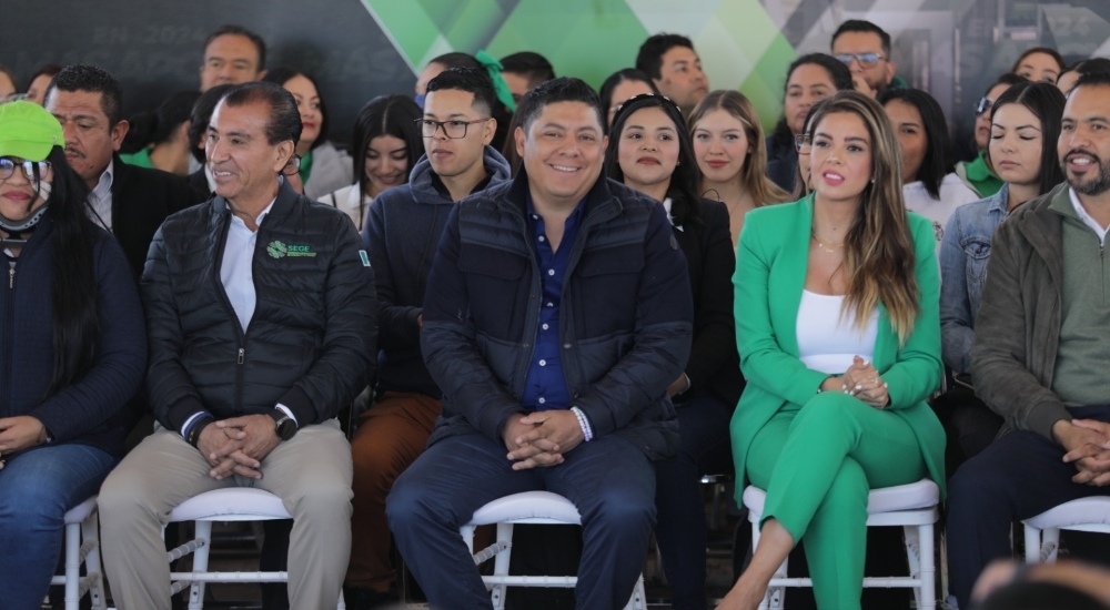 Ricardo Gallardo fortalece infraestructura y bienestar social en San Luis Potosí