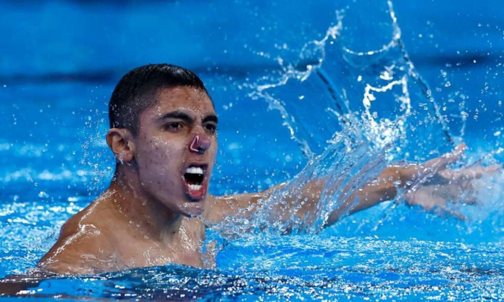 Diego Villalobos, la joven estrella de la natación artística mexicana, suma otra medalla a su palmarés