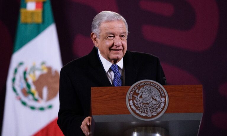 En medio de las elecciones, AMLO destaca alta felicidad entre los mexicanos